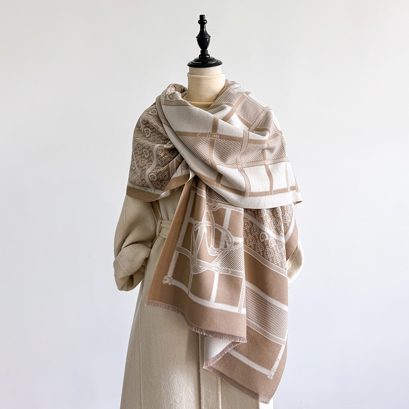 Sciarpa in cashmere imitazione - Cashmere Pashmina Wrap recensione e prezzo